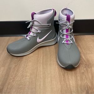 Size 7Y girls NIKE